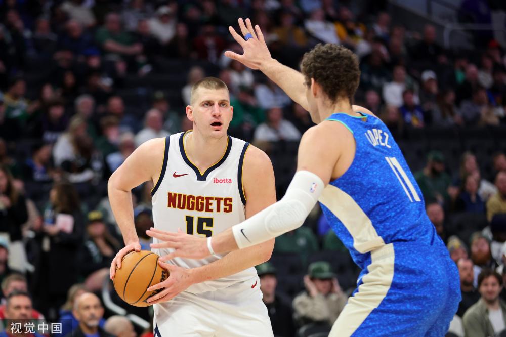 重新聚焦的 重新聚焦的