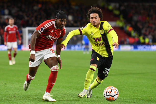 一直以其卓 一直以其卓